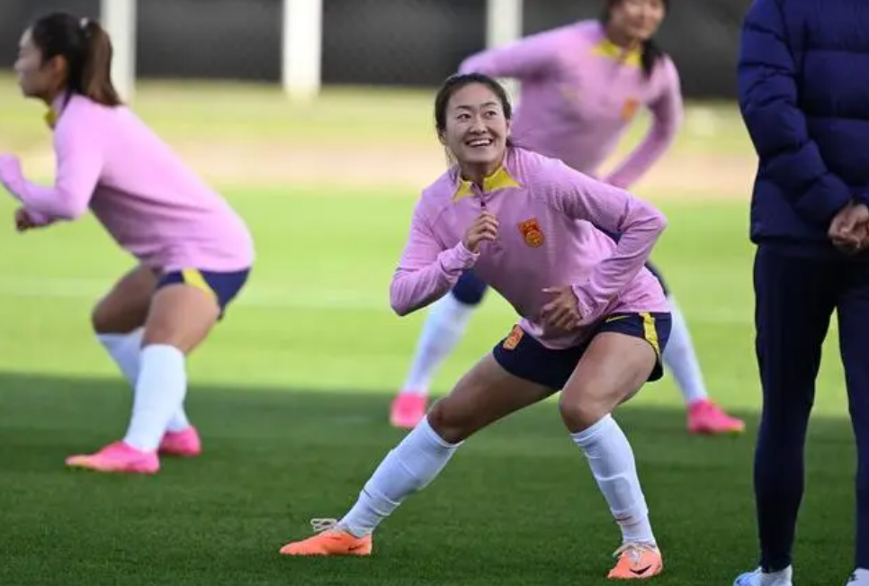 关于女足国家队备战紧张，全力以赴的信息