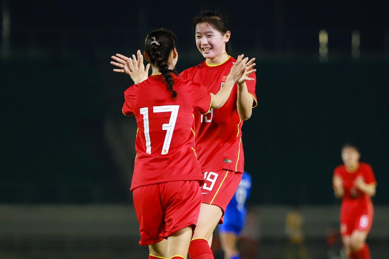 关于女足国家队备战紧张，全力以赴的信息